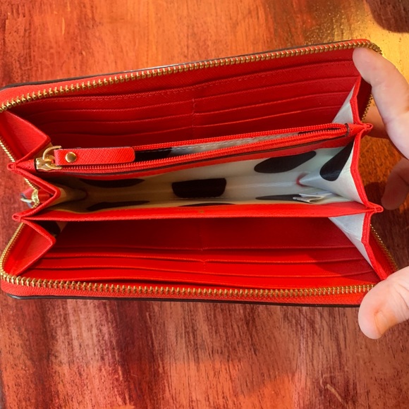 Kate Spade Cameron Wallet Large in Hot Chili - Picture 4 of 7